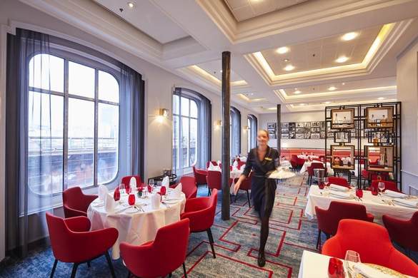 Hapag Lloyd Cruises EUROPA Venezia.jpg